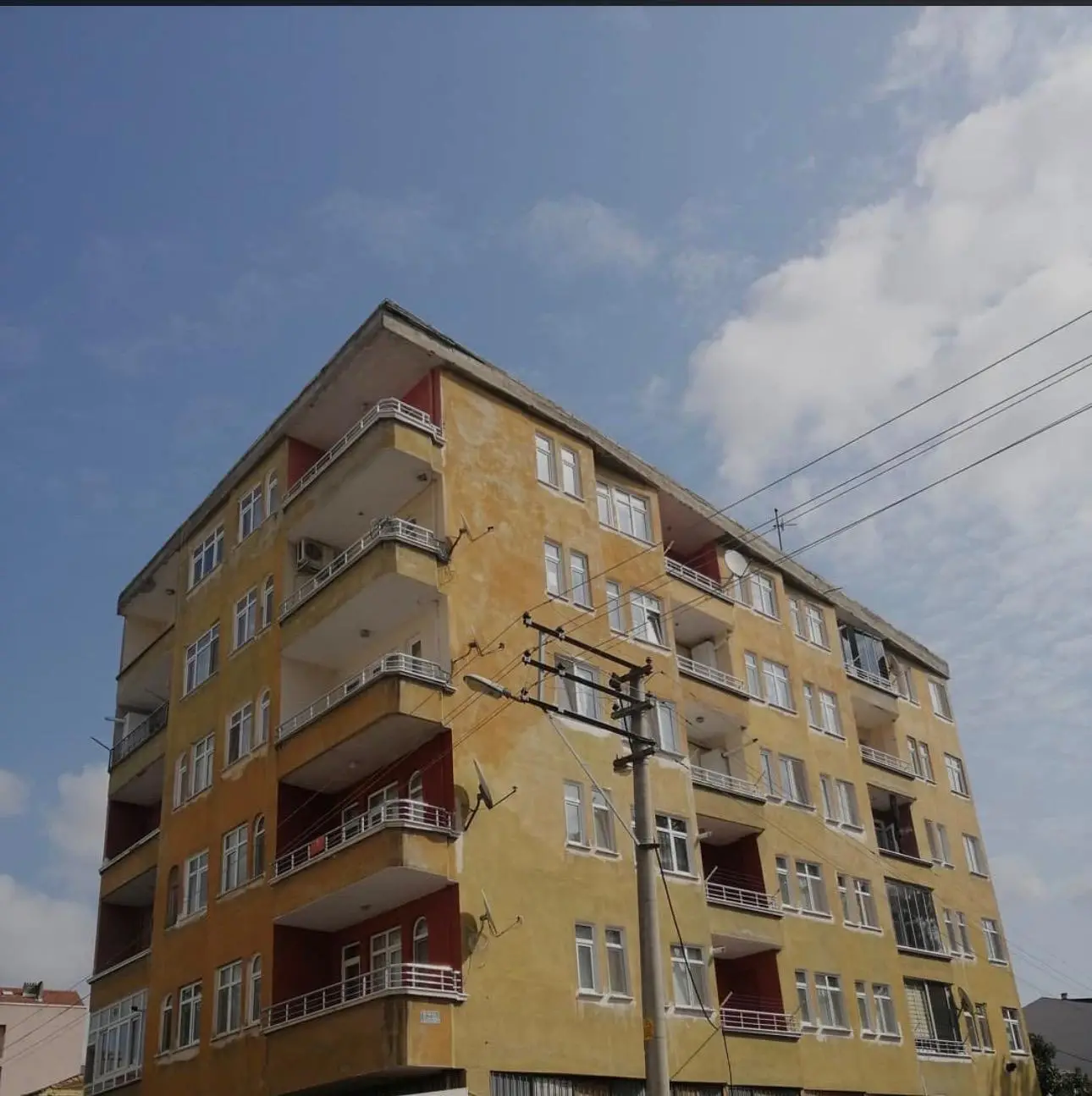 Günal Apt